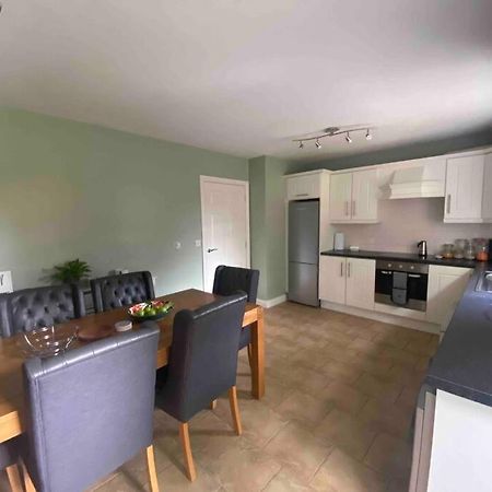 Loughview Gardens - Family Friendly Villa Omagh Buitenkant foto