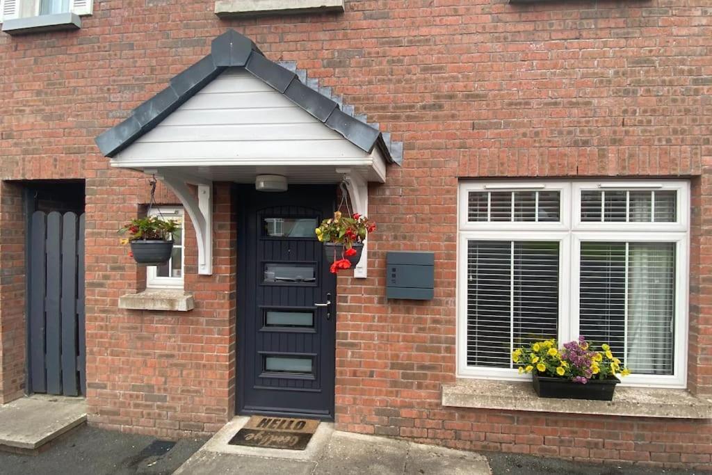 Loughview Gardens - Family Friendly Villa Omagh Buitenkant foto