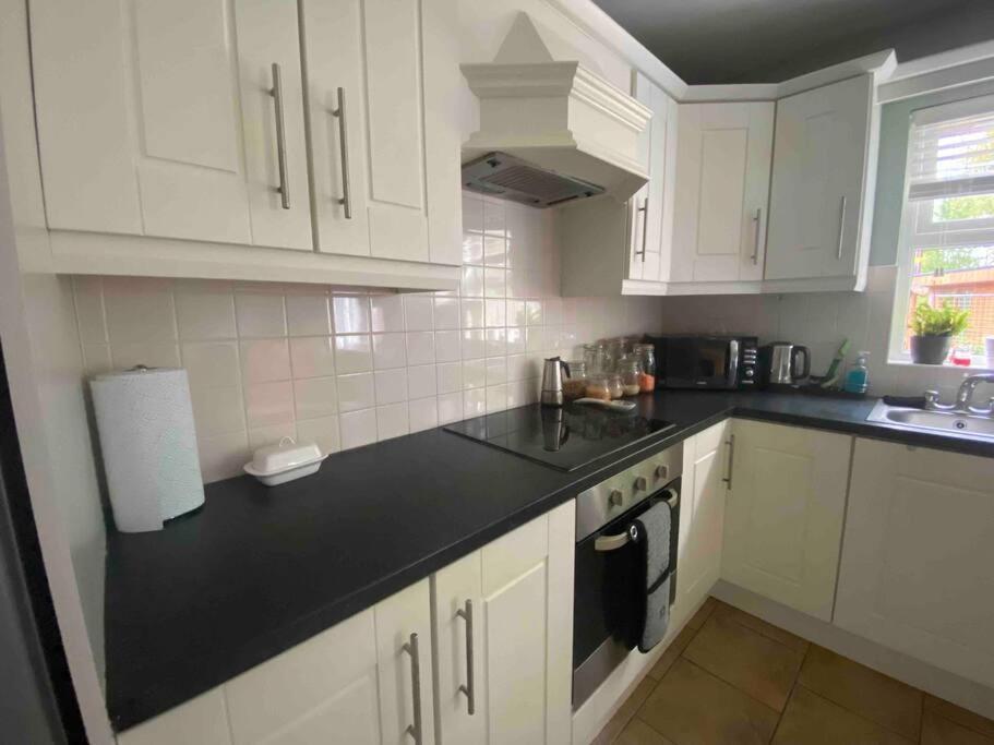 Loughview Gardens - Family Friendly Villa Omagh Buitenkant foto